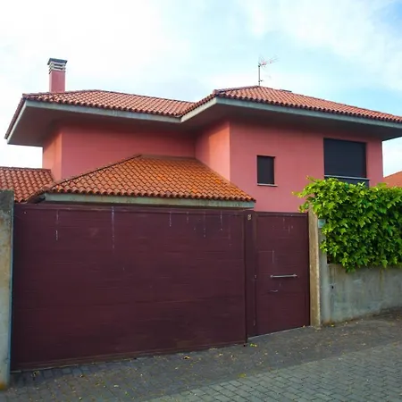 Brisas De בית נופש