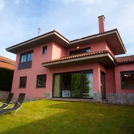 Brisas De Holiday home Caravia